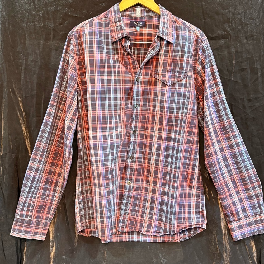 3/$20 DC Men's Red and Blue Plaid Casual Button Down Shirt